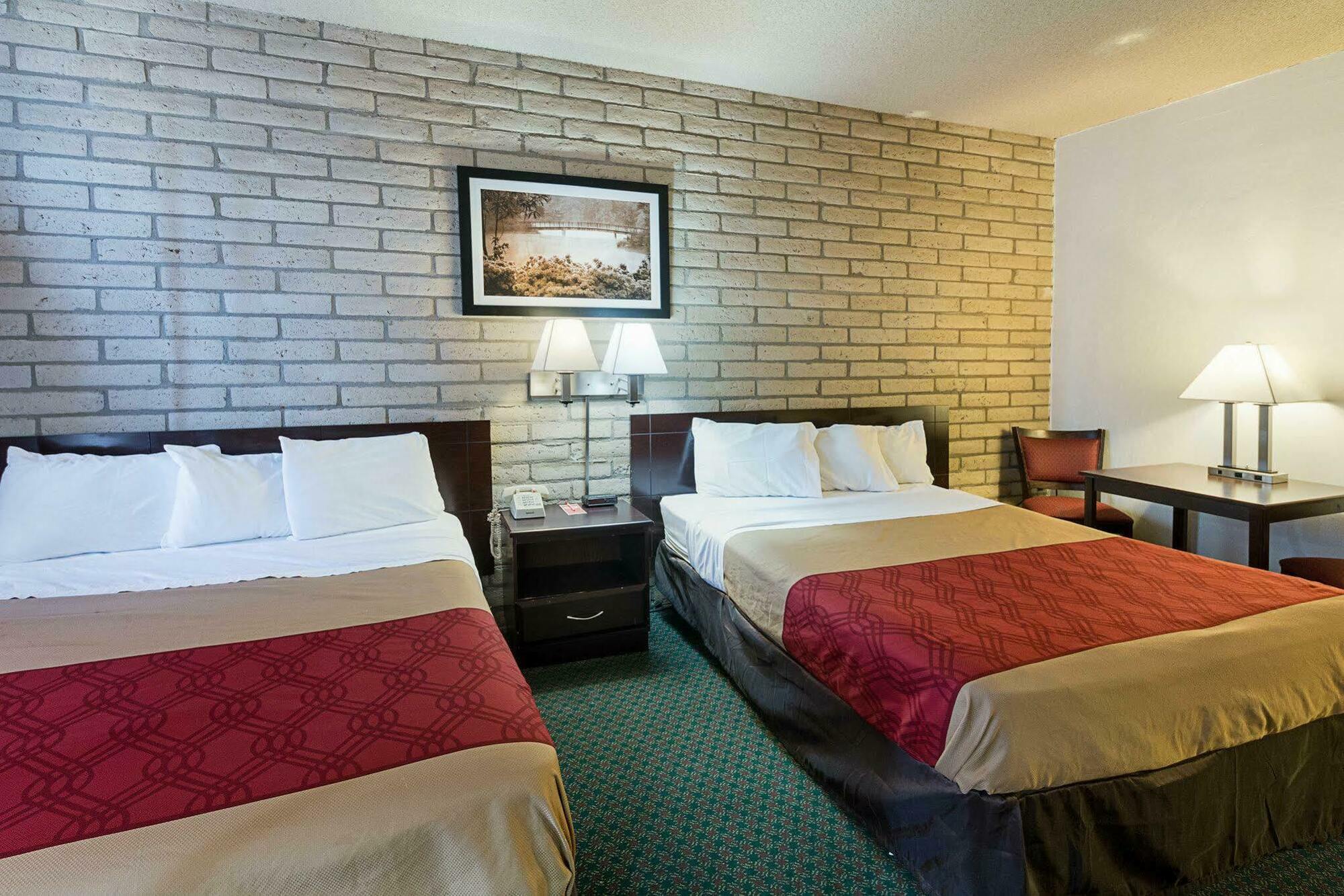 Econo Lodge San Angelo Eksteriør billede